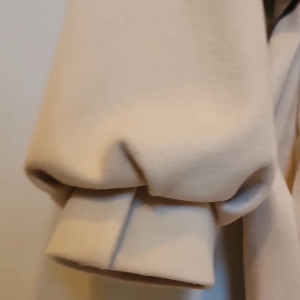 Mango Cream Jacket - Picture 16 of 16